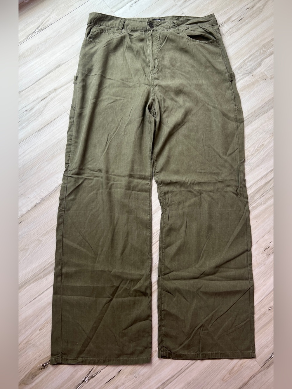 KUT From The Kloth Cargo Wide Leg Pants | Size 16 | Green | Soft